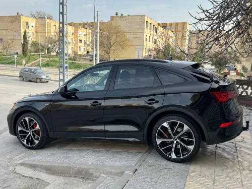 Audi Q5 2023 S line quattro