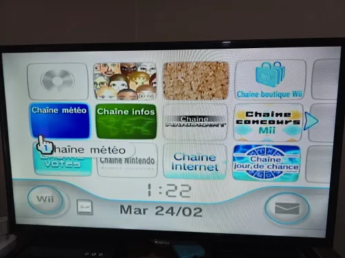 Nintendo Wii Console origine model (RVL-001) marche bien -حاجة نقية و نظيفة يمشي العاب الوي و القايمكيوب الأصلية و يصلحلو الفلاش