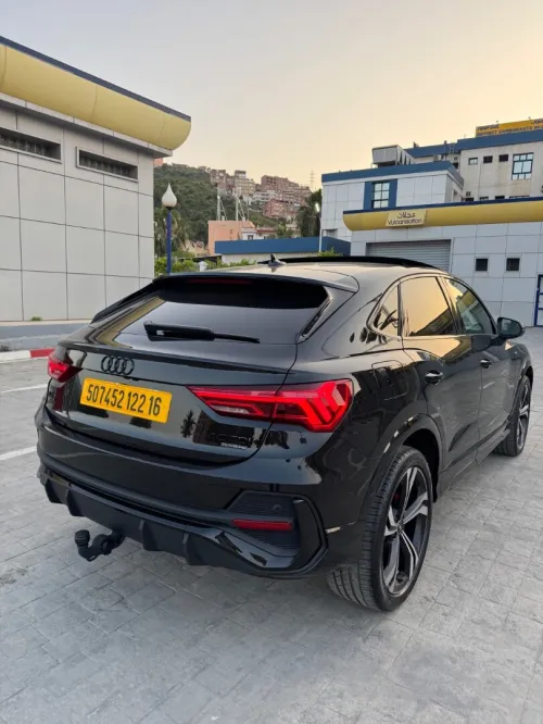 Audi Q3 2022 S Line