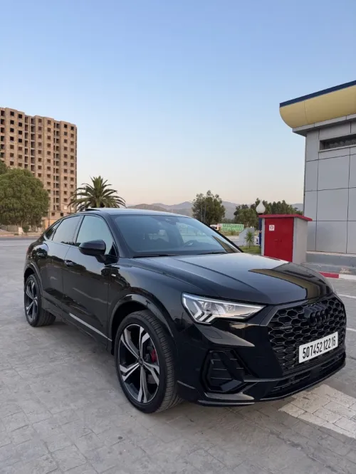 Audi Q3 2022 S Line