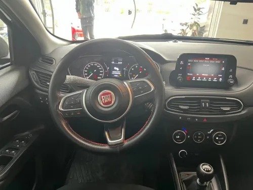 Fiat Tipo Sedan 2025 life