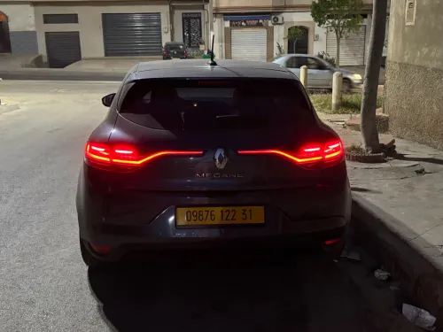 Renault Megane 4  2022 Iconic