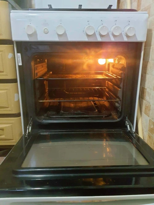 cuisinière ariston