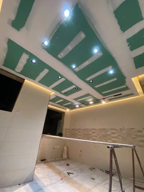 Décoration placo plâtre - électricité moderne