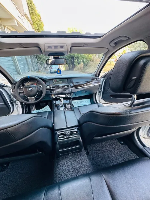 BMW Série 5 2011 528i sport