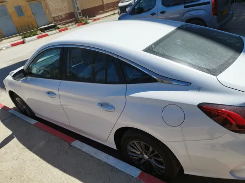 MG MG5 2026 