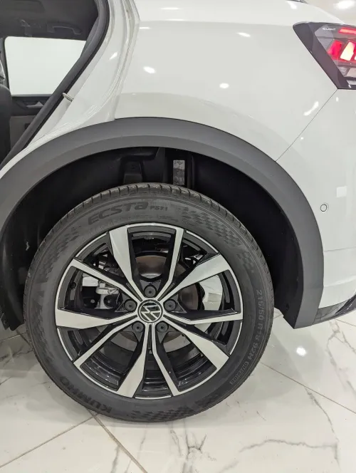 Volkswagen T-Roc 2025 R- Line Edition 
