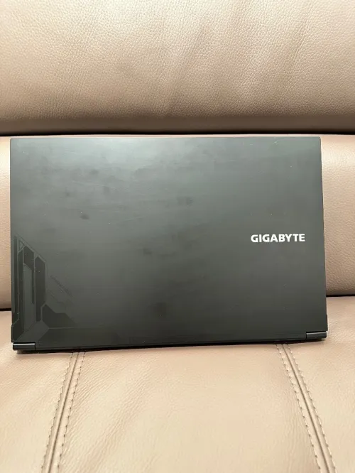 GIGABYTE G519 I5 12eme RTX 4050