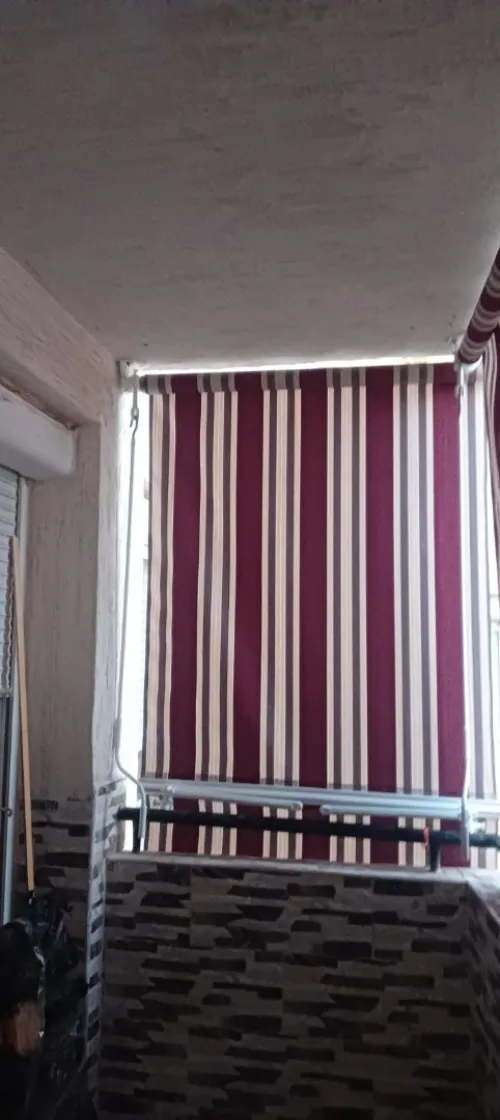 store extérieur sur mesure llaza 2024