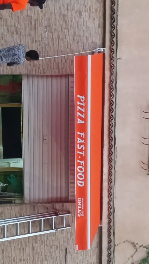 store extérieur sur mesure llaza 2024