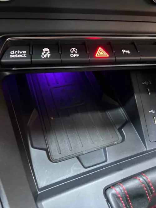 Audi Q3 2024 Slin