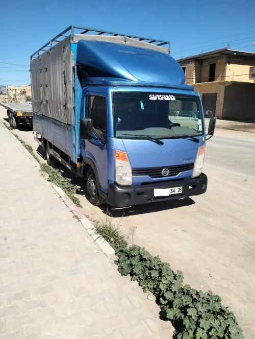 Nissan CABSTAR 2014