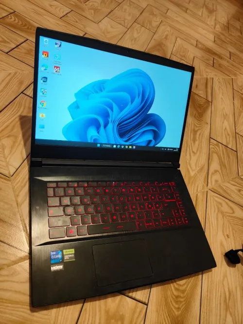 msi Thin gamer i7 12th rtx 4050