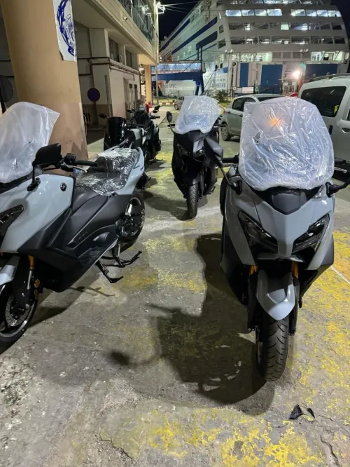 Yamaha Tmax 2025