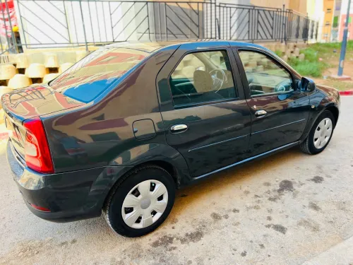 Dacia Logan 2012 La toute option