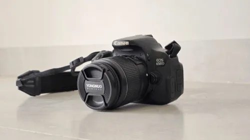 Canon 650D avec Accessoires