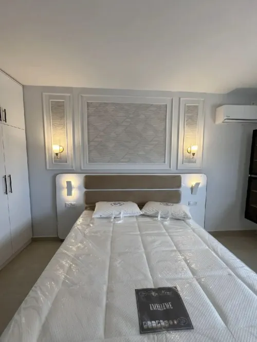 Installation de Moulures et Alternatives en Bois