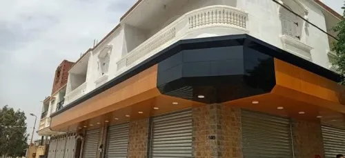 Alucobande tinda et vitrine trompé 