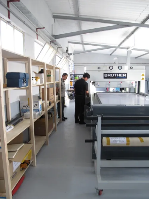 SERVICE INSTALLATION MAINTENANCE DES MACHINES INDUSTRIELLES 