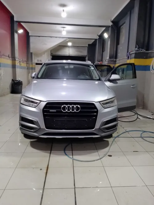 Audi Q3 2016 Front (facelift)