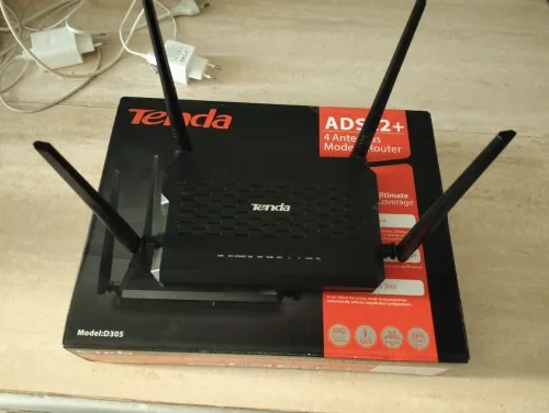 modem tenda ADSL2/2+