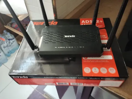 modem tenda ADSL2/2+