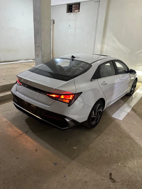 Hyundai Elentra 2026 Glx