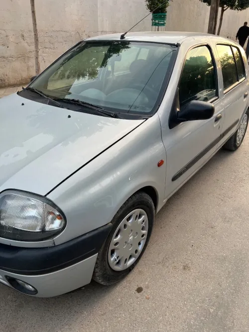 Renault Clio 2 1999 Extreme