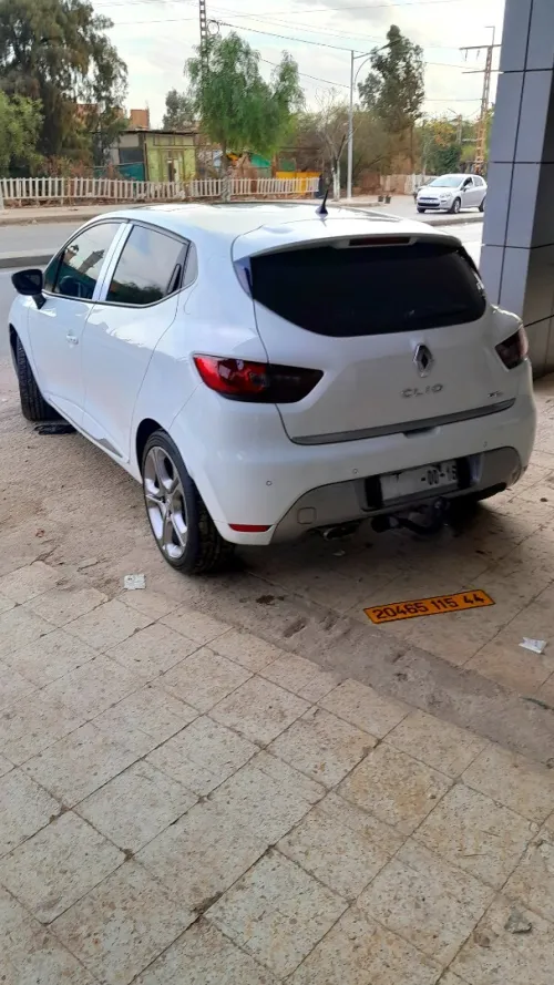 Renault Clio 4 2015 GT Line +