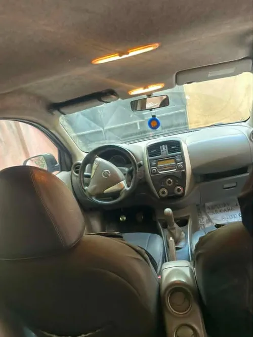 Nissan Sunny 2015 N17 TOUTE  OPTIONS