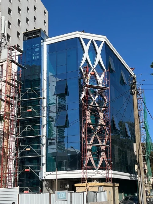 Façade ventilée et panneaux composé Alucoband 