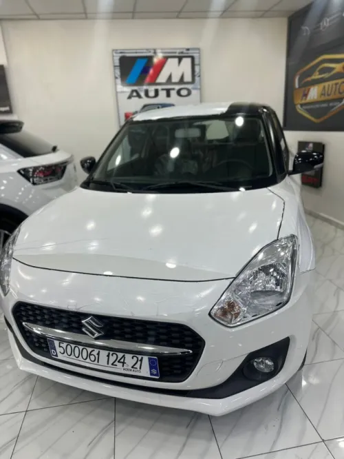 Suzuki Swift 2024 4 cylender
