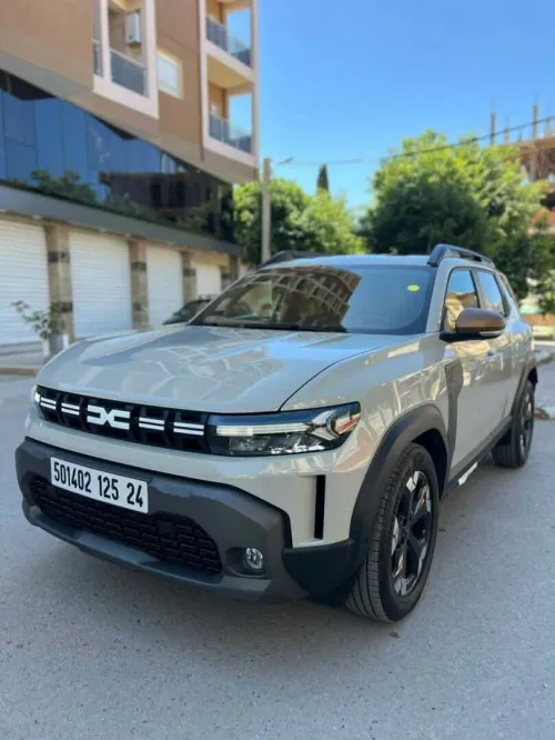 Dacia Duster 2025 gold