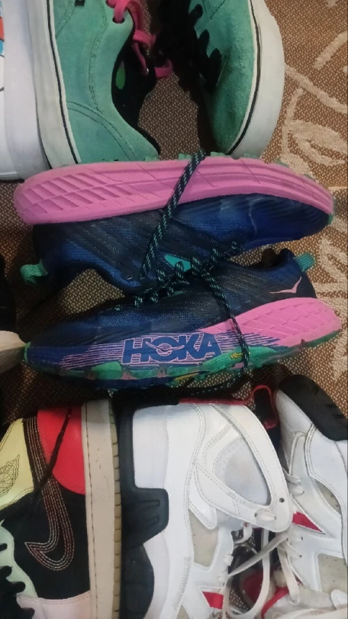 Basket-ball shoes