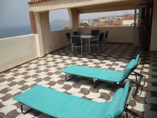 Location vacances Appartement F4 Aïn Témouchent Beni saf