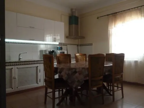 Location vacances Appartement F4 Aïn Témouchent Beni saf