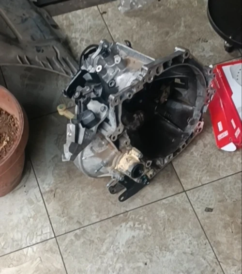 Vend boîte a vitesse Manuel Peugeot 208 et 2008 nouveau