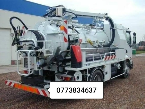 Camion Débouchage regards vidange fosse septique curage