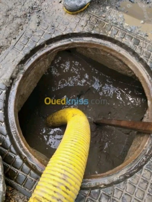 Camion Débouchage canalisation curage vidange 
