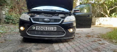 Ford Focus 5 portes 2011 Focus 5 portes