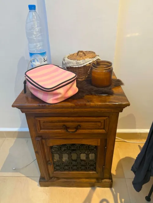 une armoire et deux tables nuit (bambou)