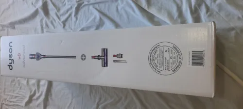 Aspirateur balai dyson V8 Advanced
