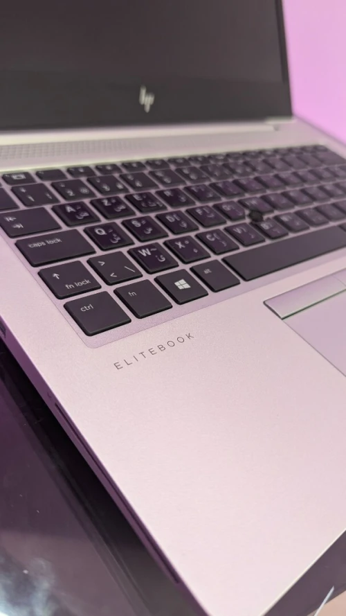 PC PORTABLE HP ELITEBOOK 830 G5 / I5-8350U 1.60 GHz / 16GO / 256GO NVME / ECRAN FULL HD 13.3" / WINDOWS 11 ORIGINAL / Utilisé