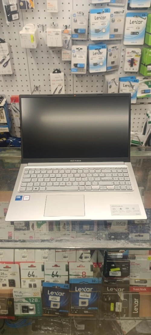 PC PORTABLE ASUS VIVOBOOK X1504V / CORE 5 120U 1.4 GHz - 5 GHz/ 16GB / 512GB M.2 GEN4 / ECRAN 15.6" FULL HD / WINDOWS 11 HOME ORIGINAL