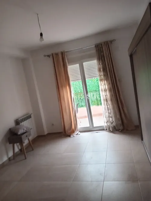 Location Appartement F4 Alger Souidania