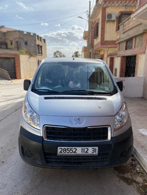 Location Mini Van