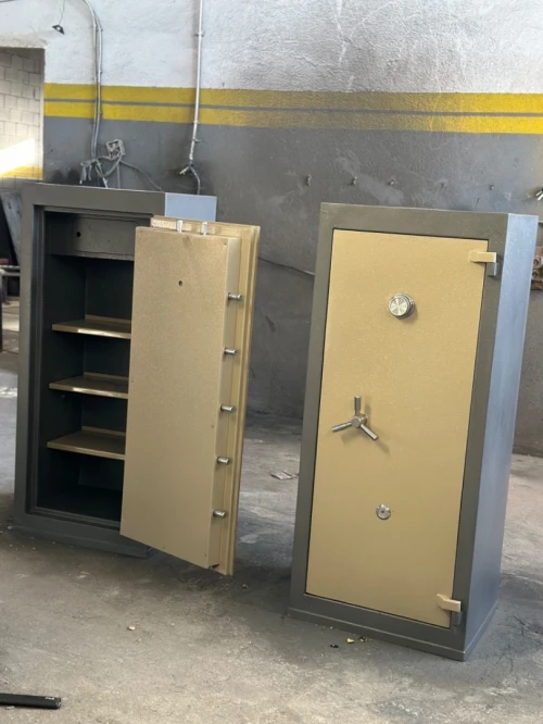 Fabrication de coffre-fort 