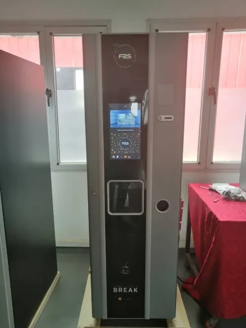   Distributeur Machine a Cafe necta 