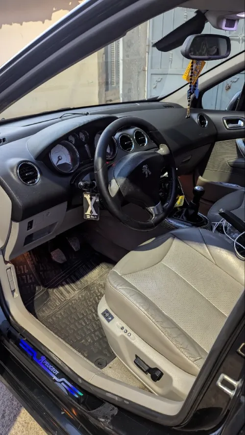 Peugeot 308 2012 