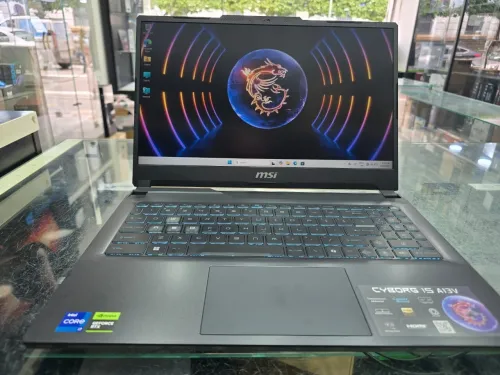 MSI CYBORG 15 A13VF-828XES I7 13620H/16GB DDR5/1TB/RTX4060 8GB 15.6" 144HZ IPS
